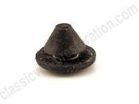 Gummiknapp hatthylle