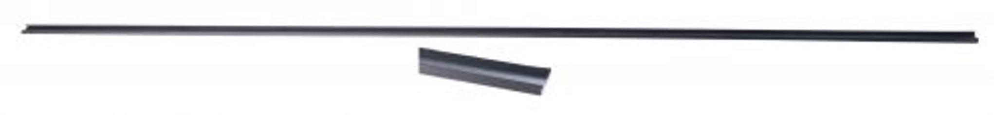 Metalllist for gummiliste dør