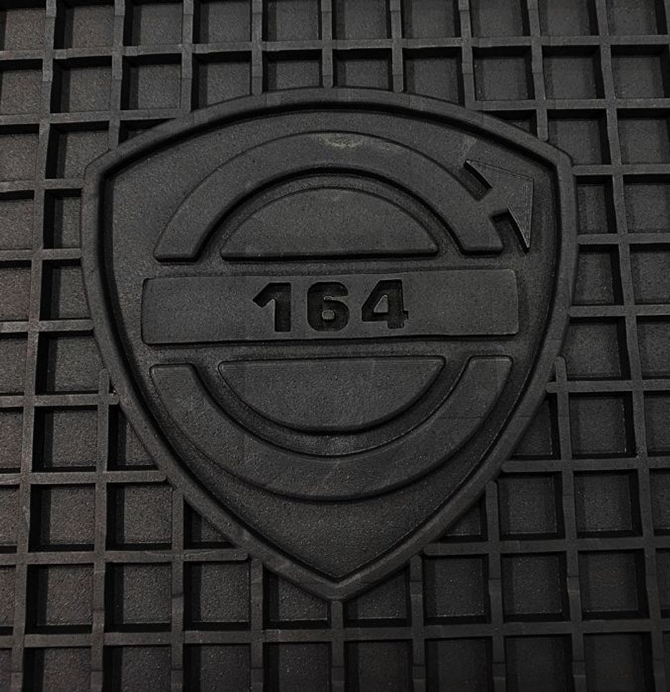 Mattesett svart gummi