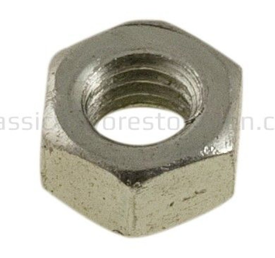 Mutter M5-0,8x3,8 venstregjenget